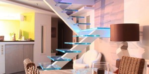 escalier en verre lumineux